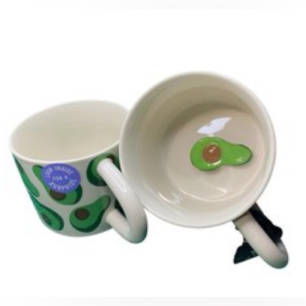Room Essentials Avocado Design Mug Set NWT
